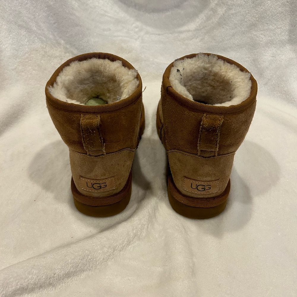 Ugg Minis!!!! - image 3